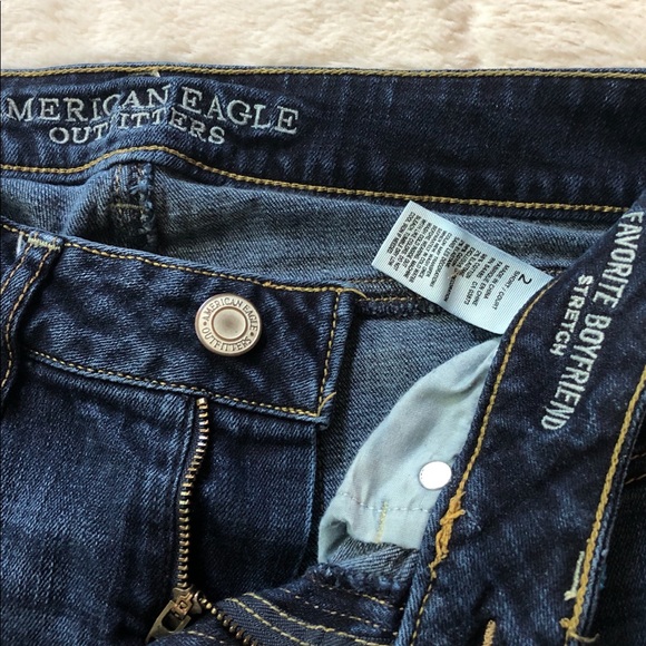 American Eagle favorite boyfriend stretch 2 short - Picture 2 of 5